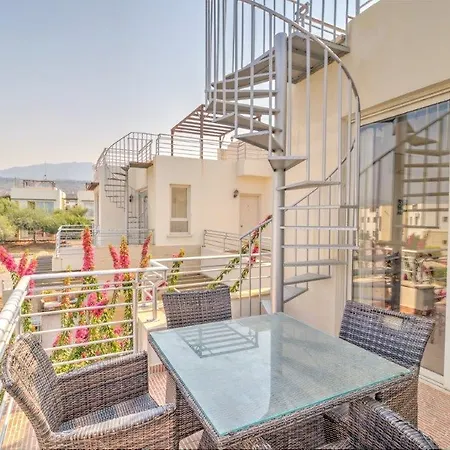 Penthouse At Turtle Bay *