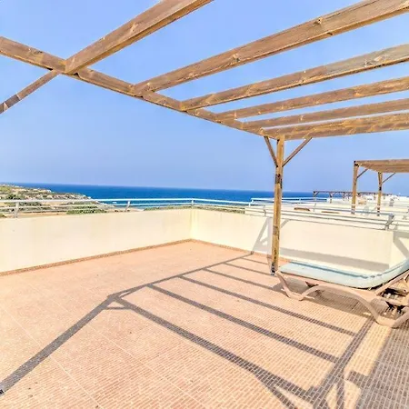 Penthouse At Turtle Bay Apartament