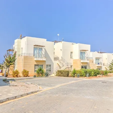 Penthouse At Turtle Bay Apartment Agios Georgios (Girne)