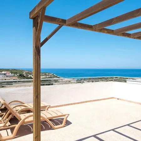 Penthouse At Turtle Bay Agios Georgios (Girne)