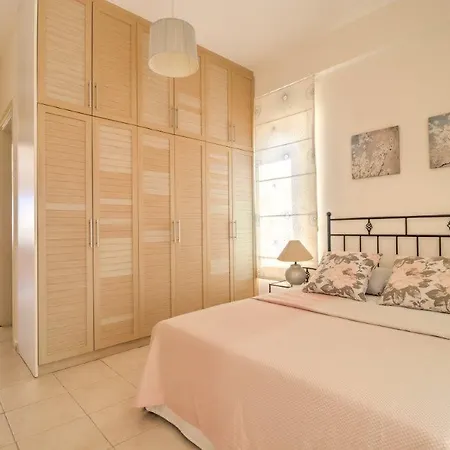 アパート Penthouse At Turtle Bay Agios Georgios (Girne)